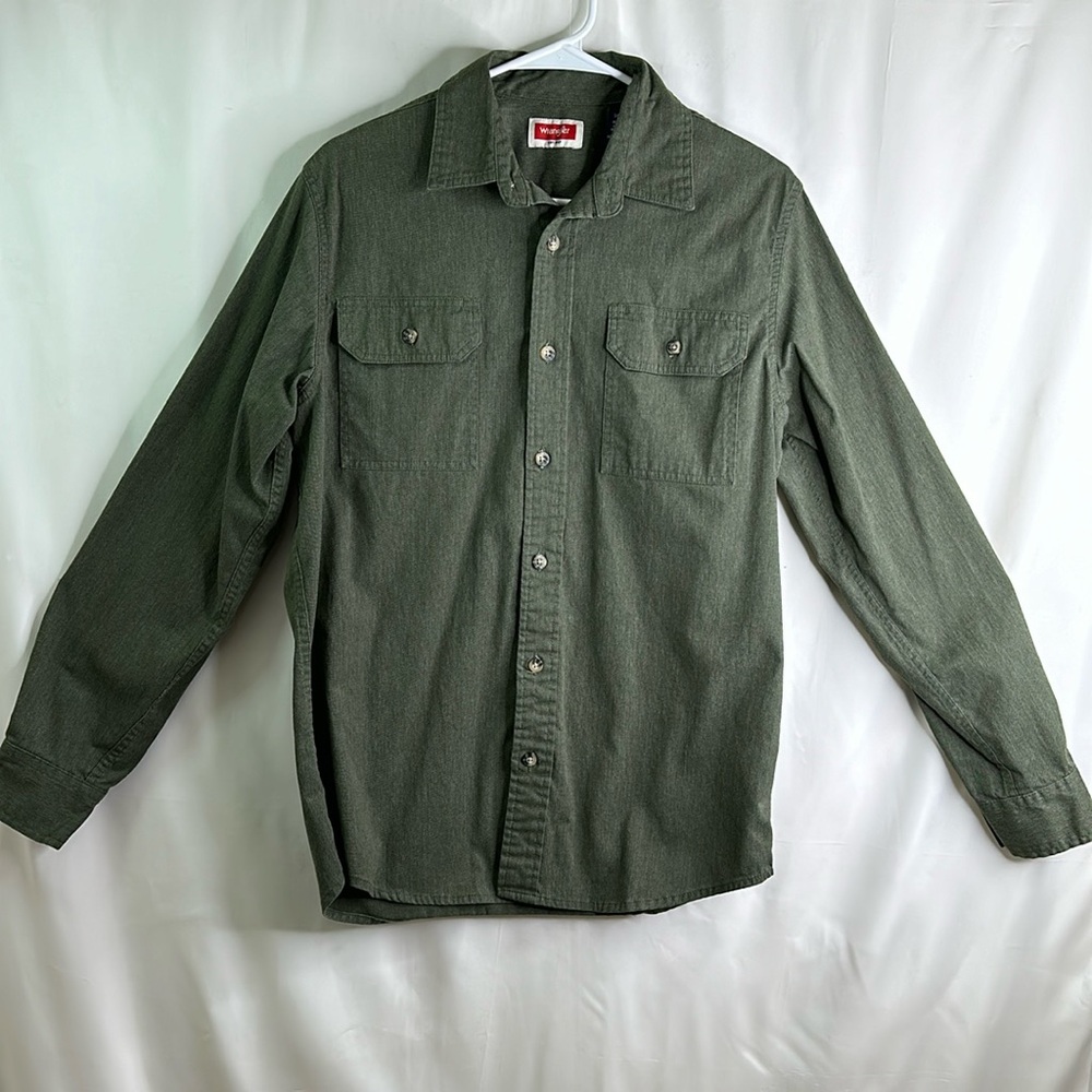 Men’s Wrangler Long Sleeve Button Up Shirt Size Small